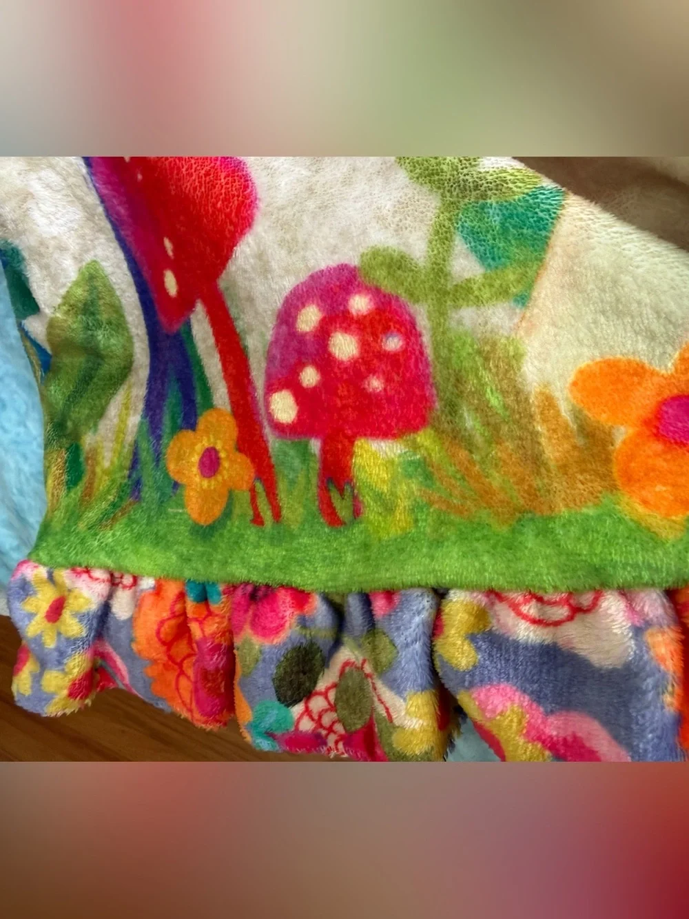 NATURAL LIFE Towel Wrap L/XL Vibrant Multicolor Ruffle-Hem Mushrooms